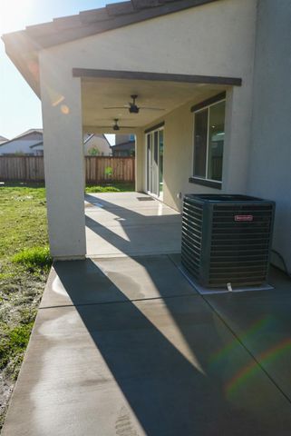 10100 Downy Birch Dr, Stockton, CA 95219