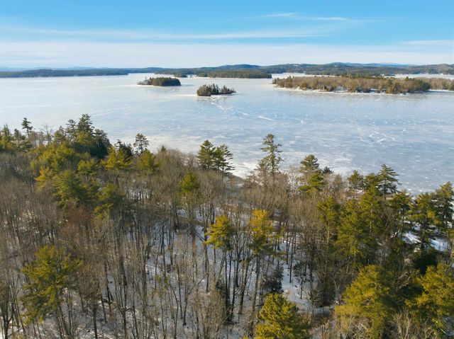 61 Wallace Point Road, Moultonborough, NH 03254