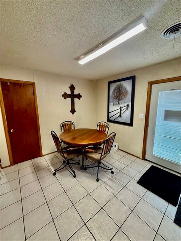 2306 NW 47th St, Lawton, OK 73505