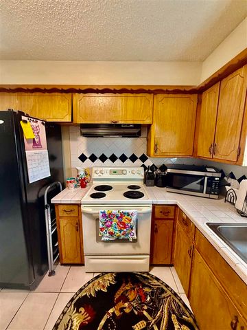 2306 NW 47th St, Lawton, OK 73505