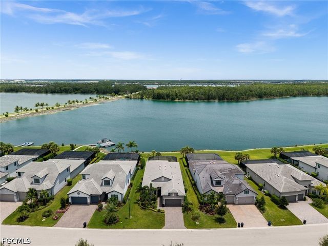 19025 Aqua Shore DR, Fort Myers, FL 33913