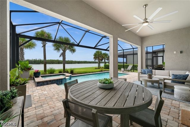19025 Aqua Shore DR, Fort Myers, FL 33913