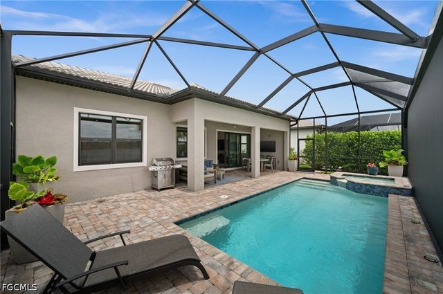 19025 Aqua Shore DR, Fort Myers, FL 33913