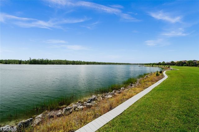 19025 Aqua Shore DR, Fort Myers, FL 33913