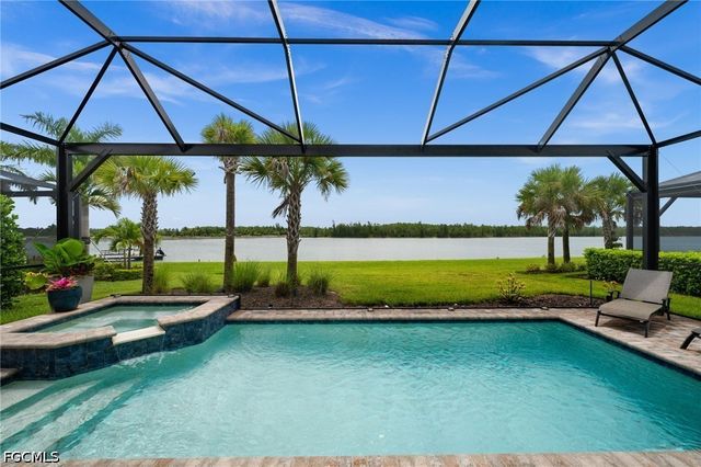 19025 Aqua Shore DR, Fort Myers, FL 33913