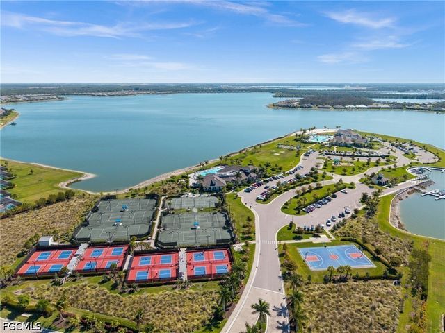 19025 Aqua Shore DR, Fort Myers, FL 33913