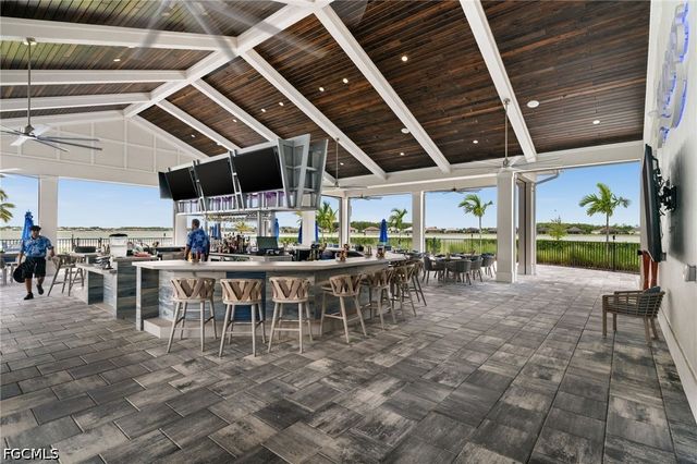 19025 Aqua Shore DR, Fort Myers, FL 33913