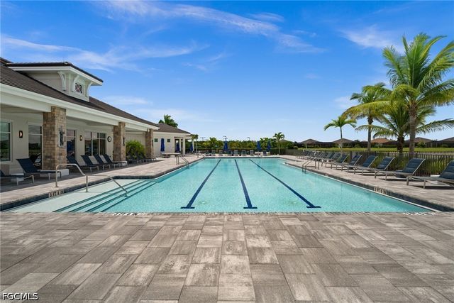 19025 Aqua Shore DR, Fort Myers, FL 33913