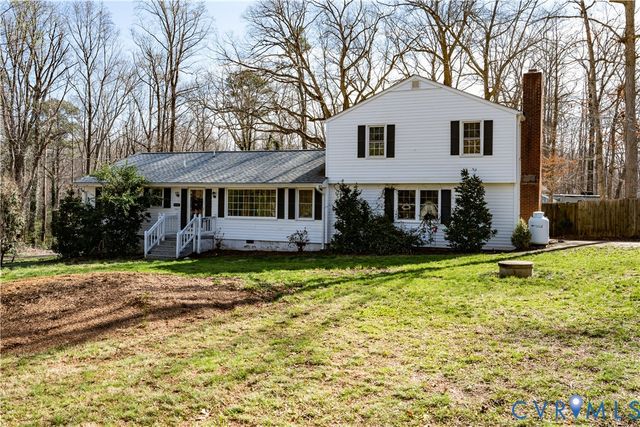 4101 Sunset Ave, Chester, VA 23831