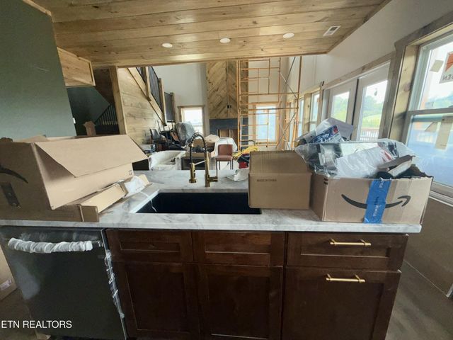 1587 Rainbow Ridge Way, Sevierville, TN 37862