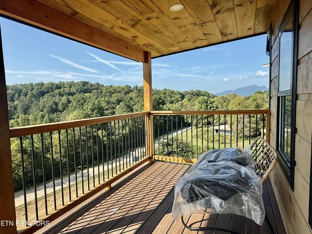 1587 Rainbow Ridge Way, Sevierville, TN 37862