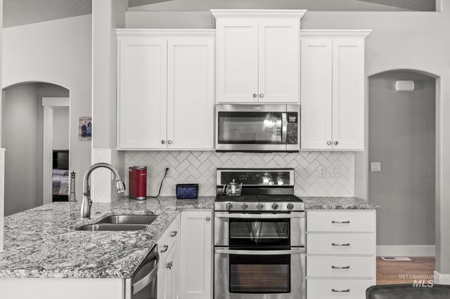 319 N Baxter Way, Eagle, ID 83616