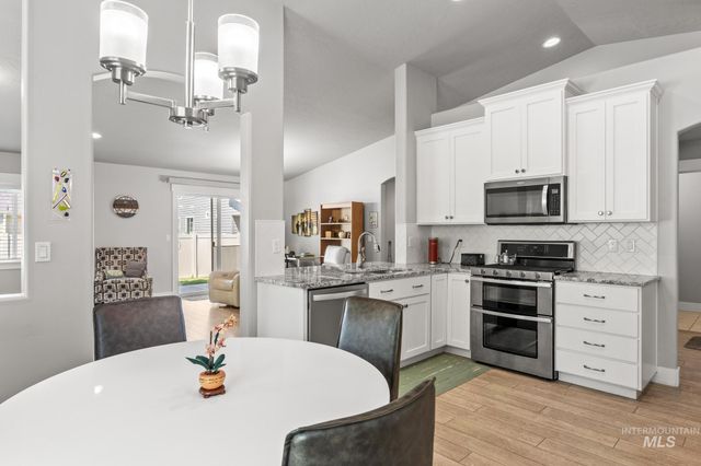 319 N Baxter Way, Eagle, ID 83616