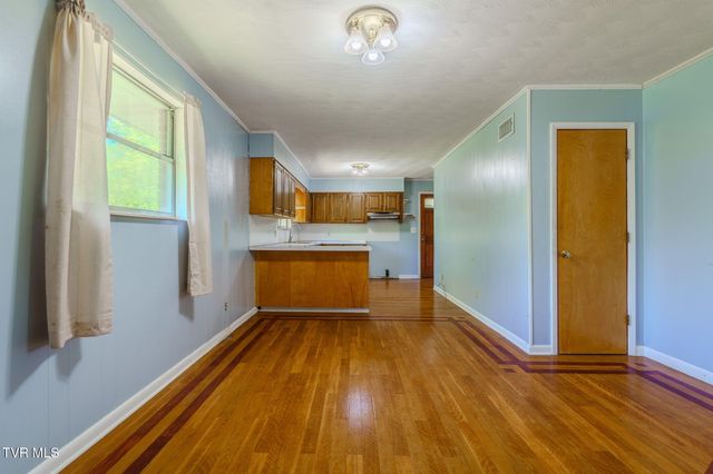 812 Redbud Drive, Greeneville, TN 37743