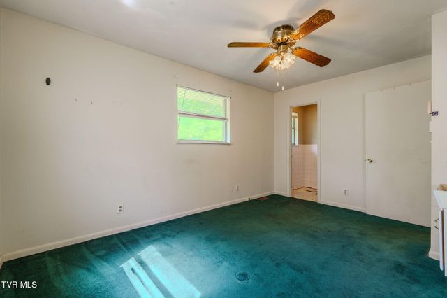 812 Redbud Drive, Greeneville, TN 37743