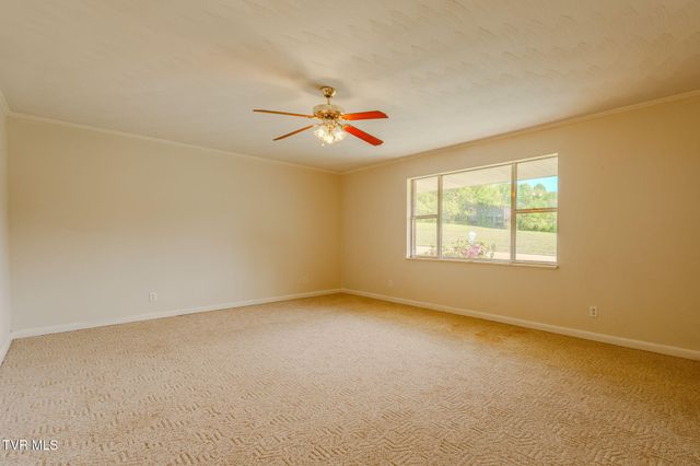 812 Redbud Drive, Greeneville, TN 37743