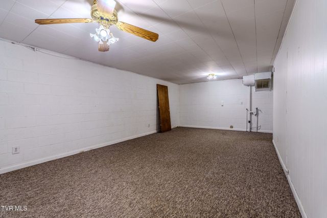 812 Redbud Drive, Greeneville, TN 37743