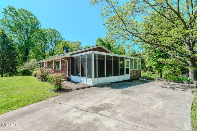 812 Redbud Drive, Greeneville, TN 37743