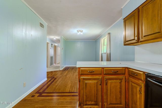 812 Redbud Drive, Greeneville, TN 37743