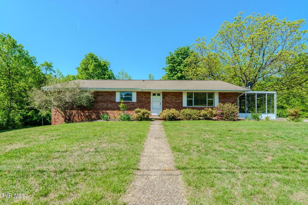 812 Redbud Drive, Greeneville, TN 37743