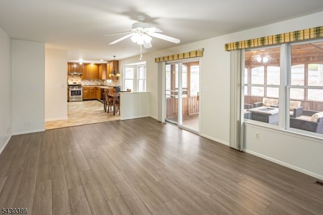 9 Mulberry Ct, Roxbury Twp., NJ 07876