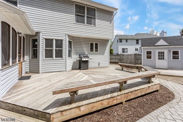 9 Mulberry Ct, Roxbury Twp., NJ 07876