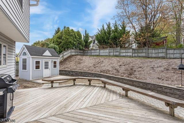 9 Mulberry Ct, Roxbury Twp., NJ 07876