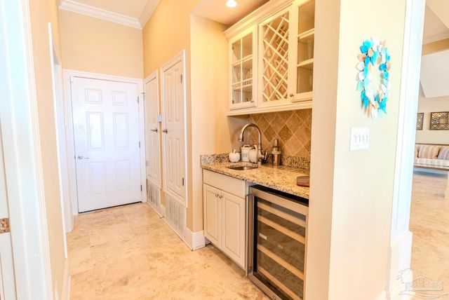 2012 Pritchard Pt, Navarre, FL 32566