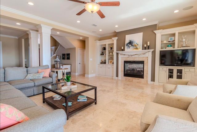 2012 Pritchard Pt, Navarre, FL 32566