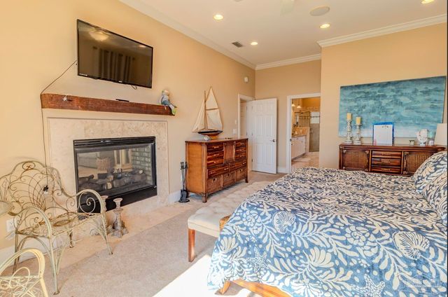 2012 Pritchard Pt, Navarre, FL 32566