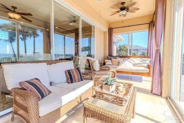 2012 Pritchard Pt, Navarre, FL 32566