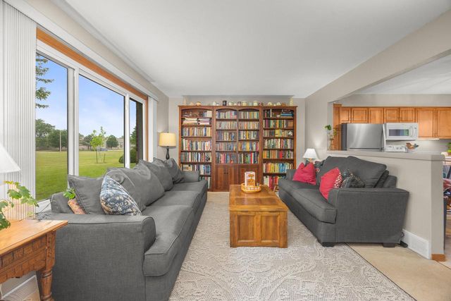 864 Kings COURT, Fond Du Lac, WI 54935