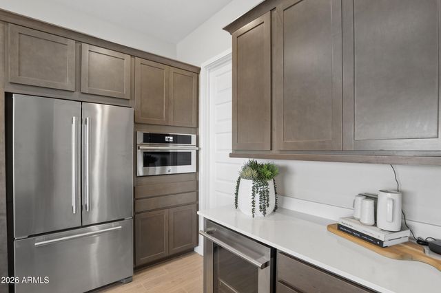 32380 N Cherry Street, San Tan Valley, AZ 85143