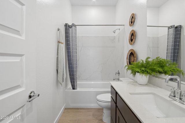 32380 N Cherry Street, San Tan Valley, AZ 85143