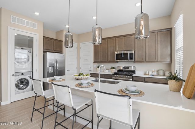 32380 N Cherry Street, San Tan Valley, AZ 85143