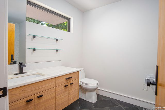 310 Clay St Bldg 15, San Antonio, TX 78204