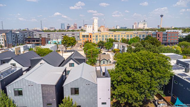 310 Clay St Bldg 15, San Antonio, TX 78204