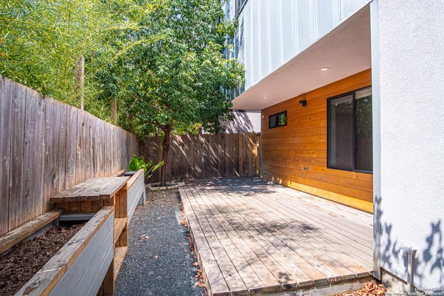 310 Clay St Bldg 15, San Antonio, TX 78204