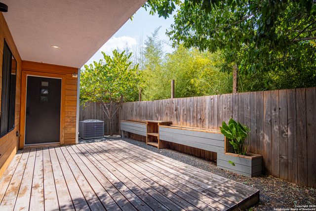 310 Clay St Bldg 15, San Antonio, TX 78204