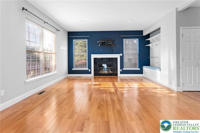 437 Sawgrass Drive, Upper Macungie Twp, PA 18104