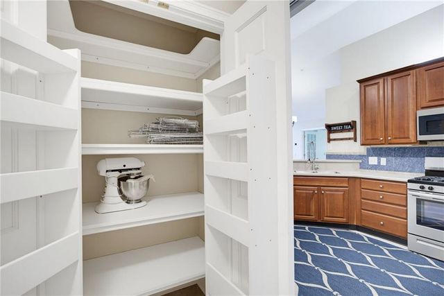 924 Burnt Hickory Circle NW, Marietta, GA 30064