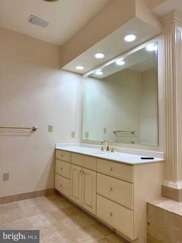 1614 LITTLEPAGE ST, Fredericksburg, VA 22401