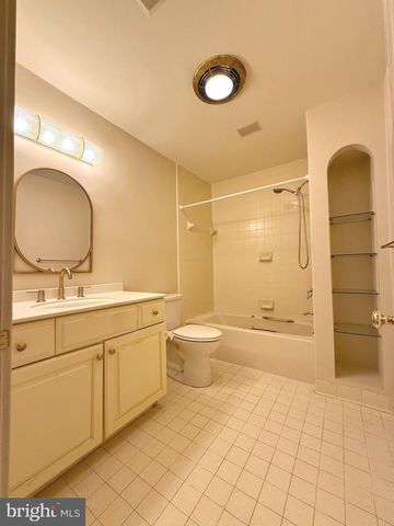 1614 LITTLEPAGE ST, Fredericksburg, VA 22401