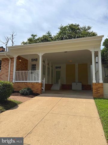 1614 LITTLEPAGE ST, Fredericksburg, VA 22401