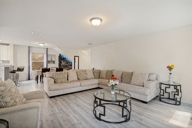 1073 Norias Drive, Forney, TX 75126
