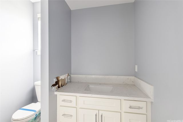 84-674 Farrington Highway 1, Waianae, HI 96792