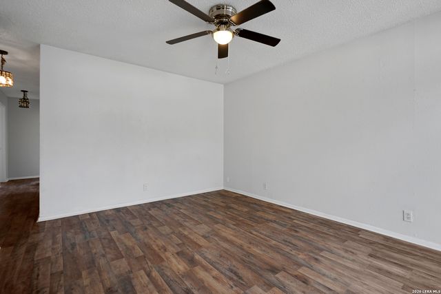 5727 Bienville Dr, San Antonio, TX 78233