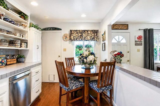 1718 Pomeroy Avenue, Santa Clara, CA 95051