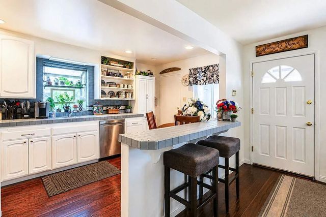 1718 Pomeroy Avenue, Santa Clara, CA 95051