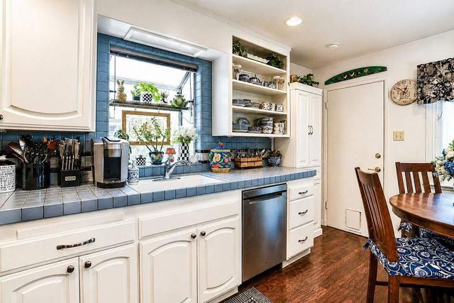1718 Pomeroy Avenue, Santa Clara, CA 95051